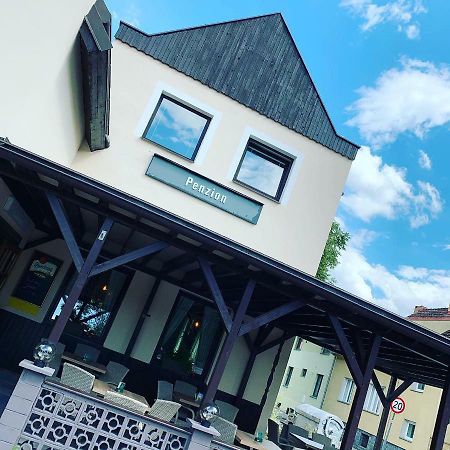 Penzion & Restaurace U Vily Sezimovo Usti Dış mekan fotoğraf